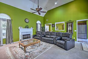 Spacious Acworth Home w/ Deck ~ 1 Mi to Lake