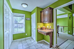 Spacious Acworth Home w/ Deck ~ 1 Mi to Lake