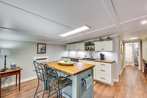 Cozy Clarkesville Getaway w/ Fire Pit!