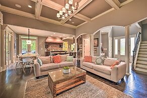 Upscale Family Home w/ Dock on Lake Hartwell!