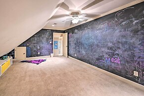 Upscale Family Home w/ Dock on Lake Hartwell!