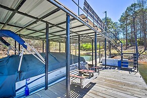 Georgia Getaway w/ 2-story Dock By Lake Hartwell