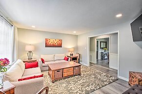 Georgia Getaway w/ 2-story Dock By Lake Hartwell