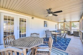 Georgia Getaway w/ 2-story Dock By Lake Hartwell