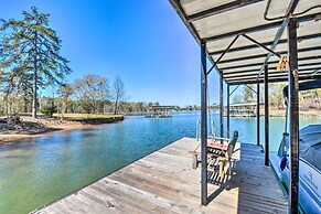 Georgia Getaway w/ 2-story Dock By Lake Hartwell