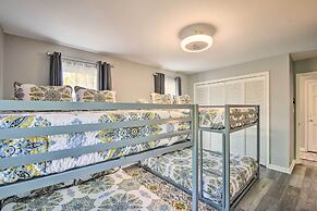 Georgia Getaway w/ 2-story Dock By Lake Hartwell