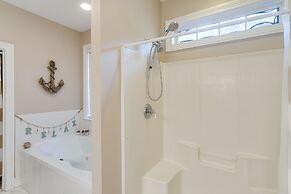 St Simons Island Vacation Rental: 5 Mi to Beach!