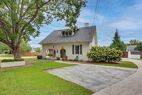 Cozy + Modern Norcross Hideaway w/ Covered Porches