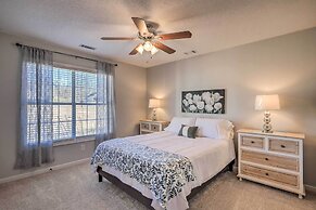 Charming Getaway w/ Grill: 2 Mi to Newnan Square!