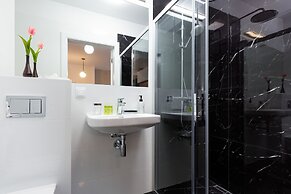 Royal Mennica Residence LUX by Renters