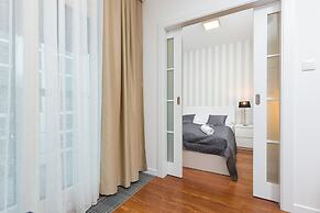 Royal Mennica Residence LUX by Renters