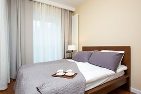 Royal Mennica Residence LUX by Renters