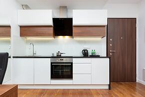 Royal Mennica Residence LUX by Renters