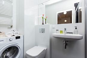 Royal Mennica Residence LUX by Renters