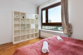 LUX Warsaw Apartment by Renters