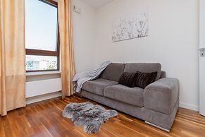 LUX Warsaw Apartment by Renters
