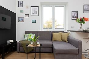 Elegant & Homely Apartment by Renters