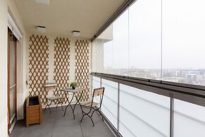 Broniwoja Apartment by Renters