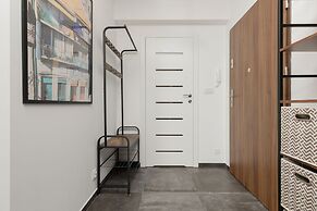 Minimalist Apartment Warsaw by Renters