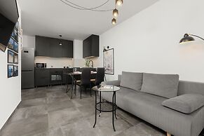 Minimalist Apartment Warsaw by Renters