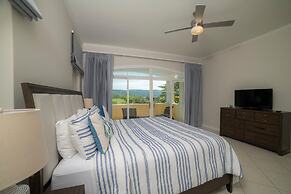 Colina 7C - 3 bdr 2 Bath