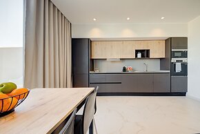 Mayfair by Premier Suites MT