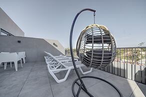 Mayfair by Premier Suites MT