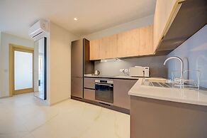 Mayfair by Premier Suites MT