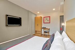 Hotel Consulate By BookMeriHotel