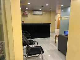 Hotel Consulate By BookMeriHotel