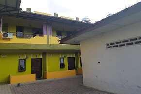 OYO 3487 Es Em Je Residence