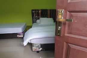 OYO 3487 Es Em Je Residence