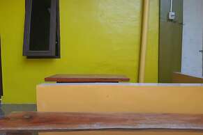 OYO 3487 Es Em Je Residence