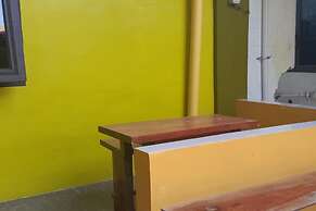 OYO 3487 Es Em Je Residence