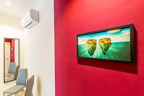 Central Station - Apartments Suites - Capri