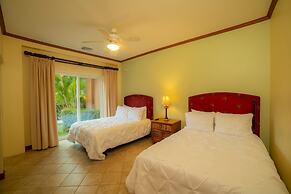 Veranda 5F - 2 bdr 2 Bath