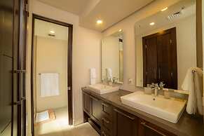 Miramar 5D -3 Bedr 3 Bath Ocean View