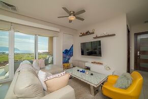 Miramar 5D -3 Bedr 3 Bath Ocean View