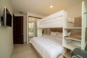 Miramar 5D -3 Bedr 3 Bath Ocean View