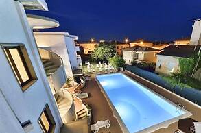 Residence with pool in Marina di Cecina