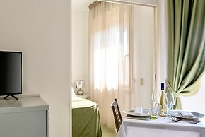 Residence with pool in Marina di Cecina