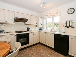 1 Crowlands Cottages