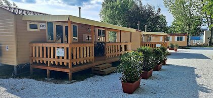 Comfortable Campsite-chalet G12 Tuscany Near sea