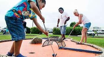 Evergreen Pines Cayton Bay Holiday Park