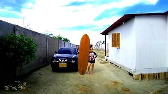 Urantia Beach Hostel & Camping