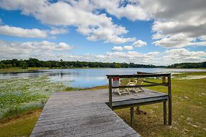 Lakefront Keystone Heights Home w/ Boat Dock!