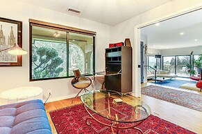 Private Pool & Large Deck: Modern Cotati Villa!