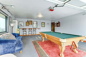 Private Pool & Large Deck: Modern Cotati Villa!