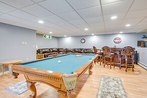 Milton Hidden Gem w/ Pool, Hot Tub & Fireplace!