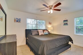 Pet-friendly Gulfport Home: Walkable Location!